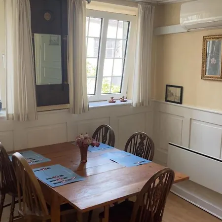 Apartamento Taet Pa Havnen